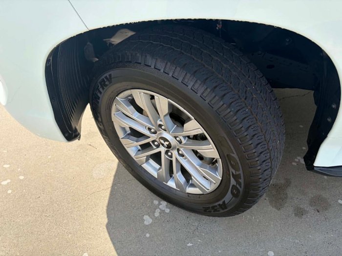 2022 Mitsubishi Pajero Sport GLX