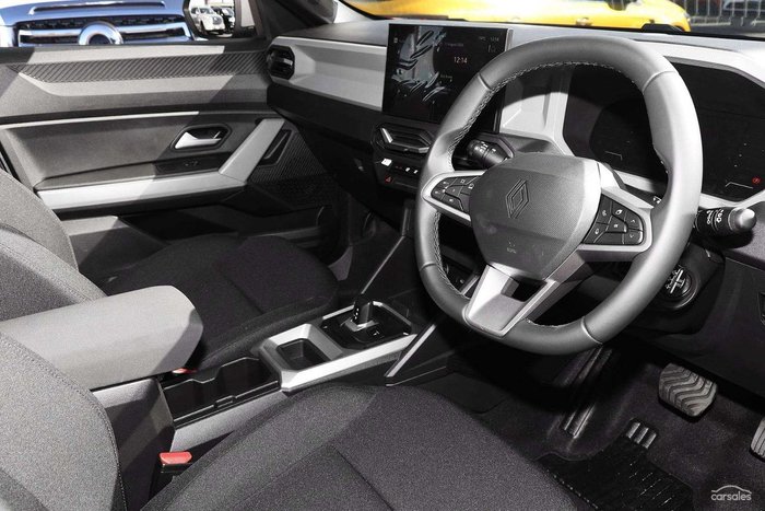 2025 Renault Duster EVOLUTION (4x2)