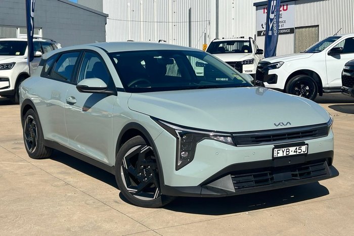 2025 Kia K4