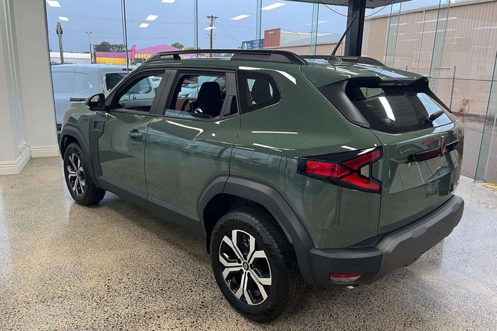 2025 Renault Duster EVOLUTION MHEV (4x4)