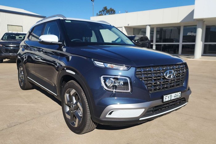2025 Hyundai Venue ELITE (DENIM) TWO-TONE ROOF