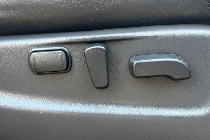 2023 Nissan Patrol Ti