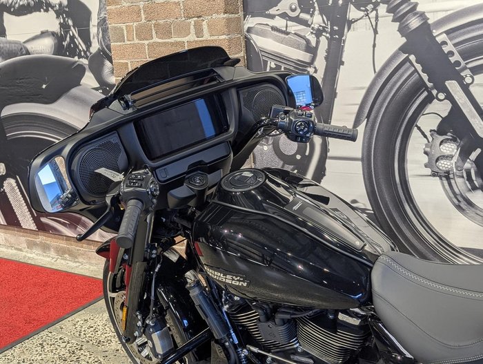 2026 Harley-Davidson Street Glide 117 (FLHX) Touring Black