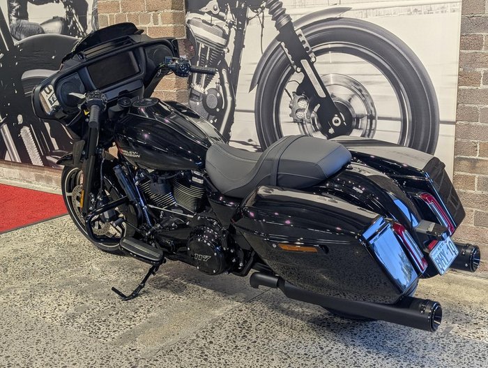 2026 Harley-Davidson Street Glide 117 (FLHX) Touring Black