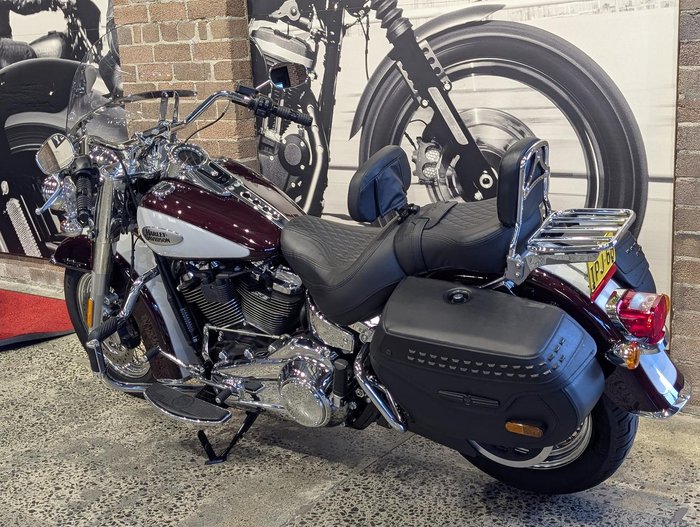 2021 Harley-Davidson Heritage Classic 114 (FLHCS) Softail Brown