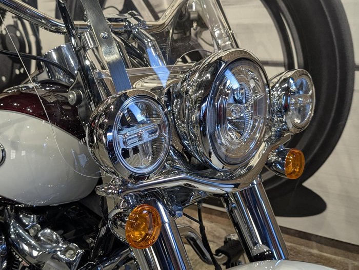 2021 Harley-Davidson Heritage Classic 114 (FLHCS) Softail Brown