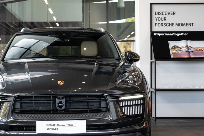 2023 Porsche Macan S