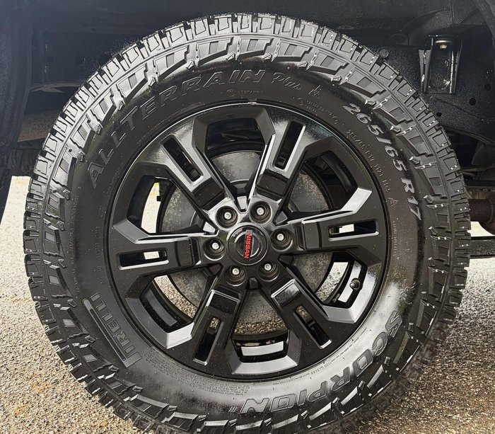 2022 Nissan Navara ST