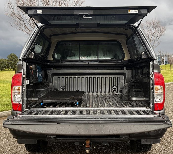 2022 Nissan Navara ST