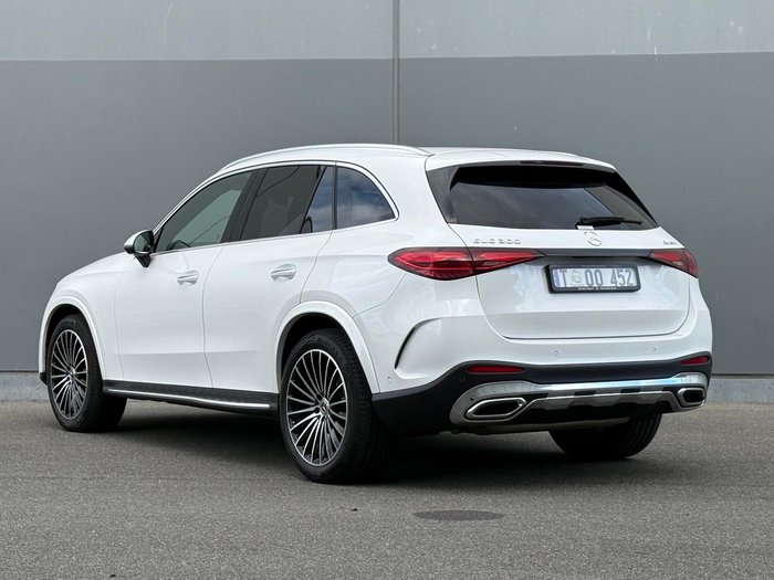 2023 Mercedes-Benz GLC-Class GLC300