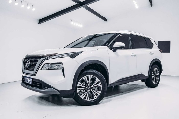 2022 Nissan X-TRAIL ST-L