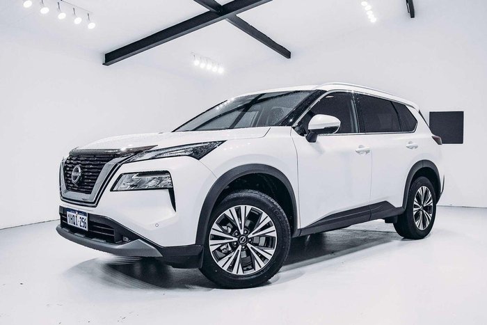 2022 Nissan X-TRAIL ST-L