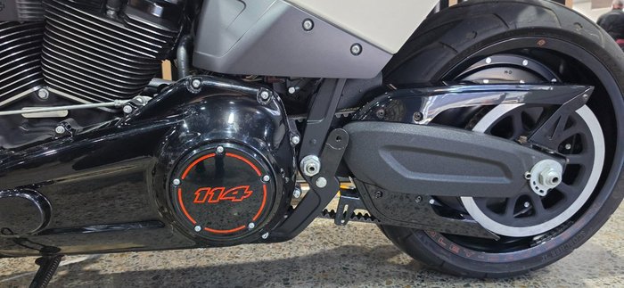 2018 Harley-Davidson FXDRS FXDR (114) WHITE