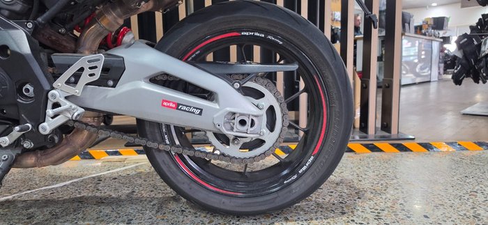 2014 Aprilia SHIVER SPORT Black