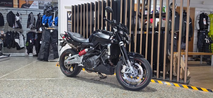 2014 Aprilia SHIVER SPORT Black