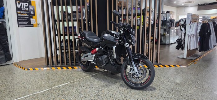 2014 Aprilia SHIVER SPORT Black