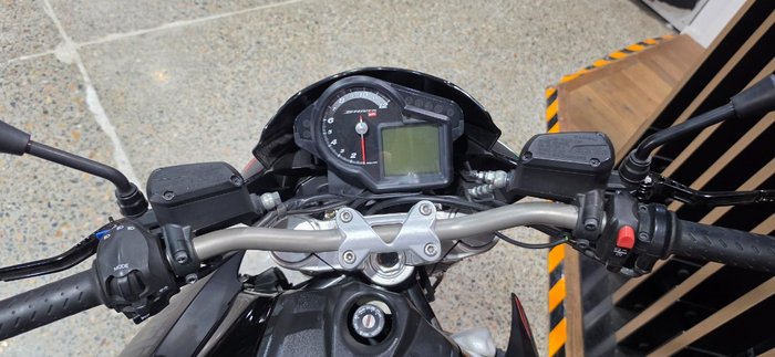 2014 Aprilia SHIVER SPORT Black