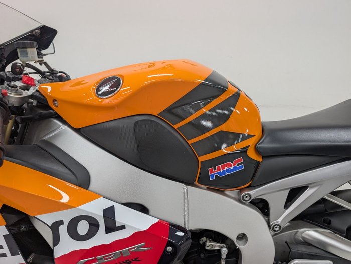 2009 Honda CBR1000RR (FIREBLADE) Orange