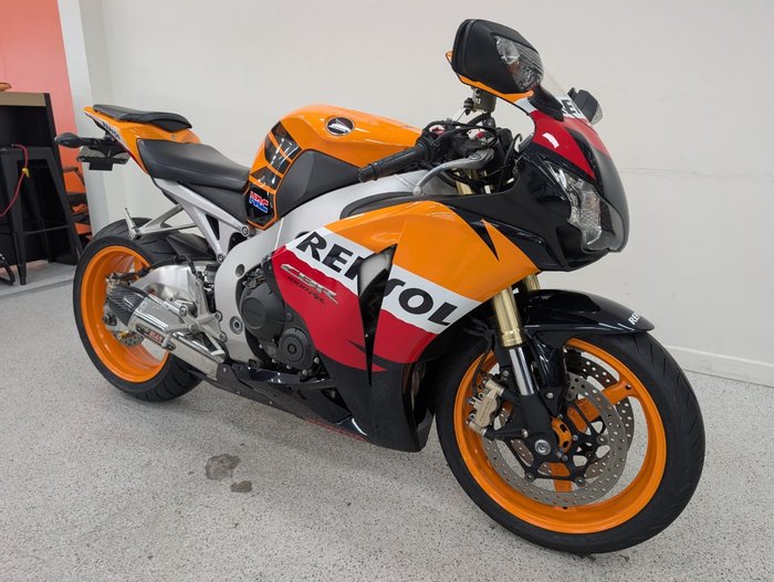 2009 Honda CBR1000RR (FIREBLADE) Orange