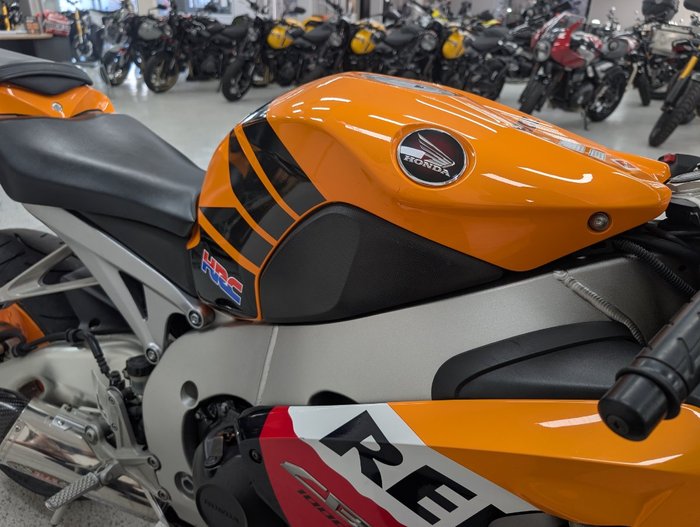 2009 Honda CBR1000RR (FIREBLADE) Orange