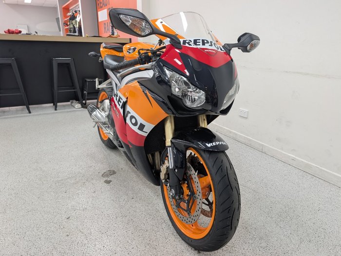 2009 Honda CBR1000RR (FIREBLADE) Orange