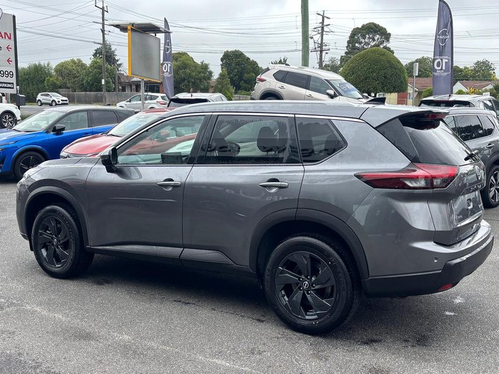 2026 Nissan X-TRAIL ST-L e-POWER T33 Gun Metallic