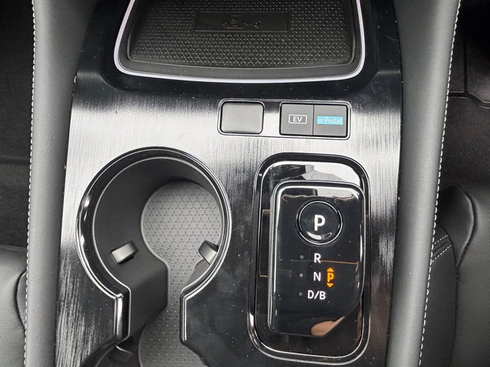 2026 Nissan X-TRAIL ST-L e-POWER T33 Gun Metallic