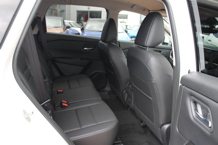 2026 Nissan X-TRAIL ST-L e-POWER T33 Everest White