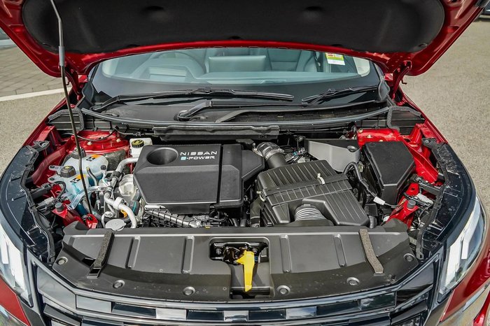 2026 Nissan X-TRAIL Ti e-POWER T33 Scarlet Ember