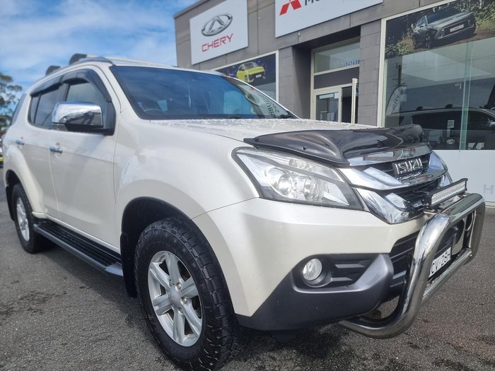2015 Isuzu MU-X