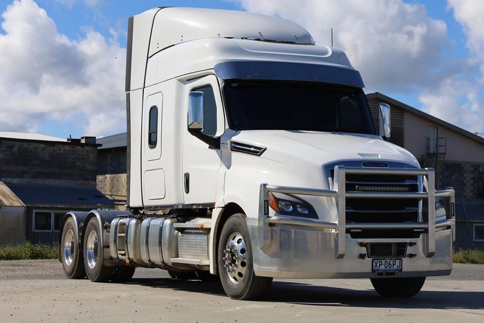 2023 Freightliner Cascadia
