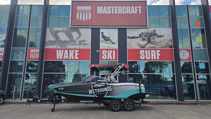 2021 MasterCraft XT21