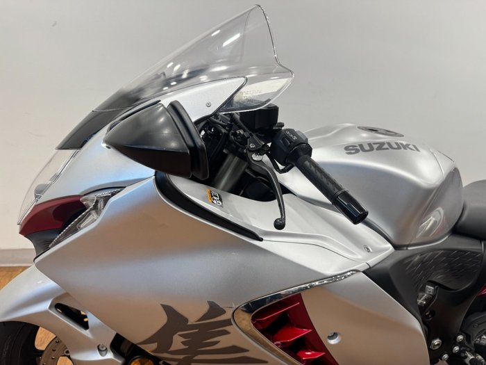 2021 Suzuki GSX1300RA (HAYABUSA) SILVER