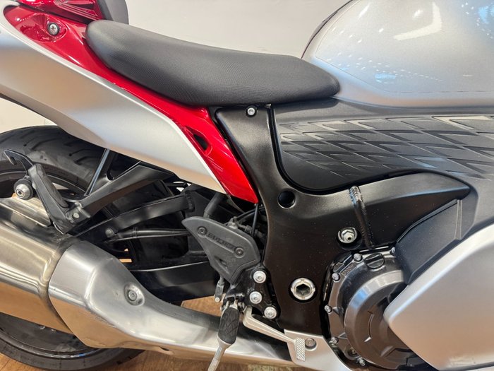2021 Suzuki GSX1300RA (HAYABUSA) SILVER