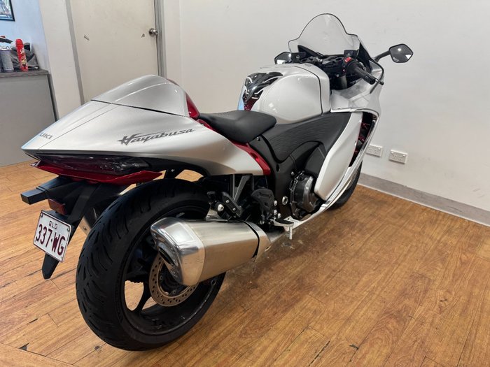 2021 Suzuki GSX1300RA (HAYABUSA) SILVER