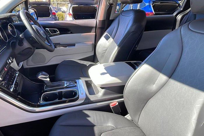 2022 Kia Carnival SLi