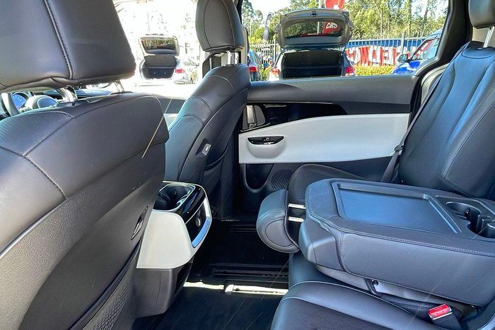 2022 Kia Carnival SLi