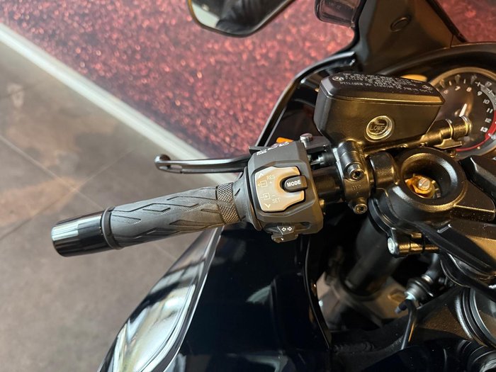 2024 Suzuki Hayabusa (GSX1300R) Hayabusa Black