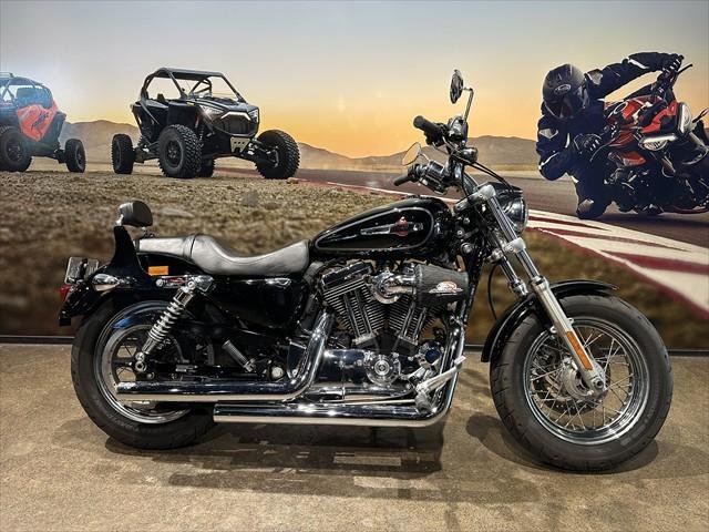 2012 Harley-Davidson 1200 Custom (XL1200C)