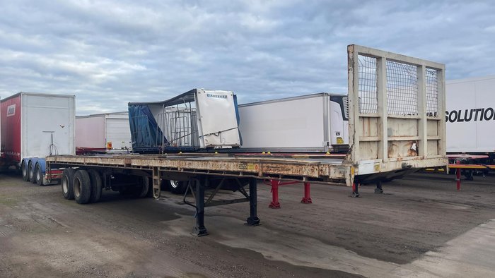 Fruehauf Flat Top