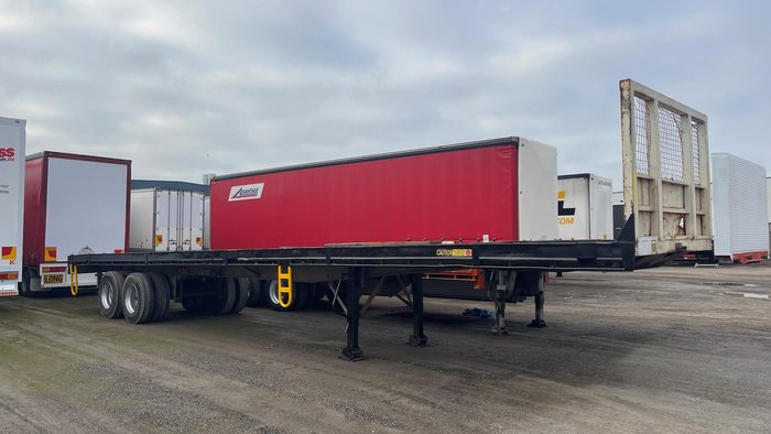 Fruehauf Flat Top