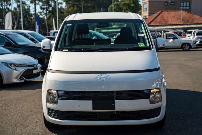 2026 Hyundai STARIA LOAD