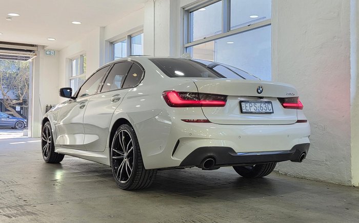 2021 BMW 3 Series 330e M Sport
