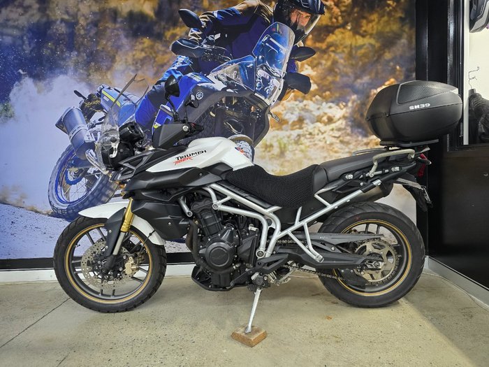 2011 Triumph TIGER 800 WHITE