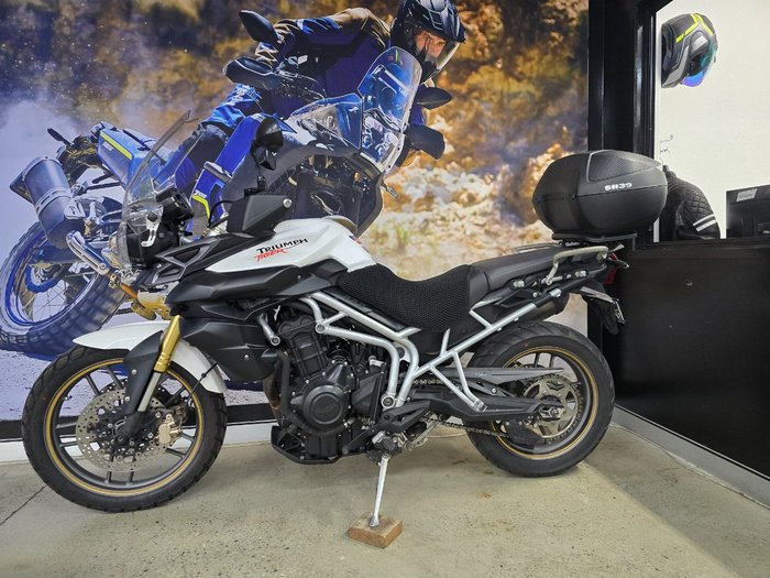 2011 Triumph TIGER 800 WHITE