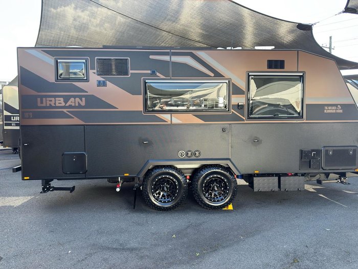 2026 Urban Caravans Track