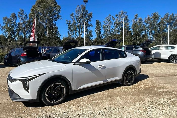 2024 Kia K4 Sport