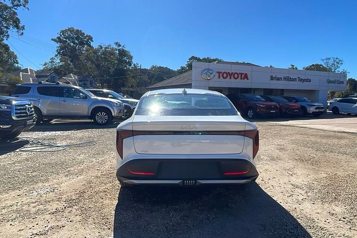 2024 Kia K4 Sport