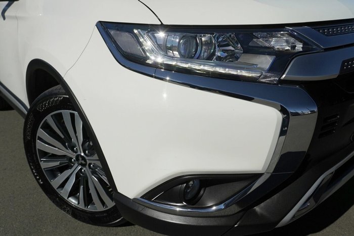 2021 Mitsubishi Outlander LS