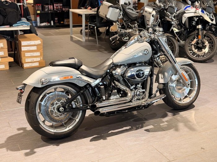 Harley-Davidson Fat Boy 117 (FLFB) Softail